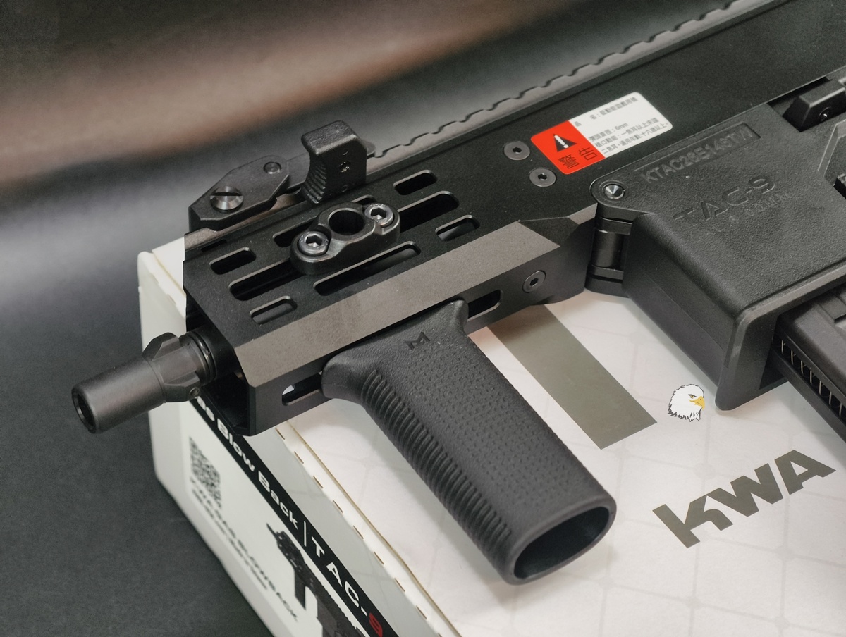 【翔準AOG】KWA TAC-9 GBB SMG 瓦斯衝鋒槍 D-06-05-011L 瓦斯槍 SMG氣動槍Airsoft PDW M-LOK 1913槍托 【翔準AOG】KWA TAC-9 GBB SMG 瓦斯衝鋒槍 D-06-05-011L 瓦斯槍 SMG氣動槍Airsoft PDW M-LOK 1913槍托