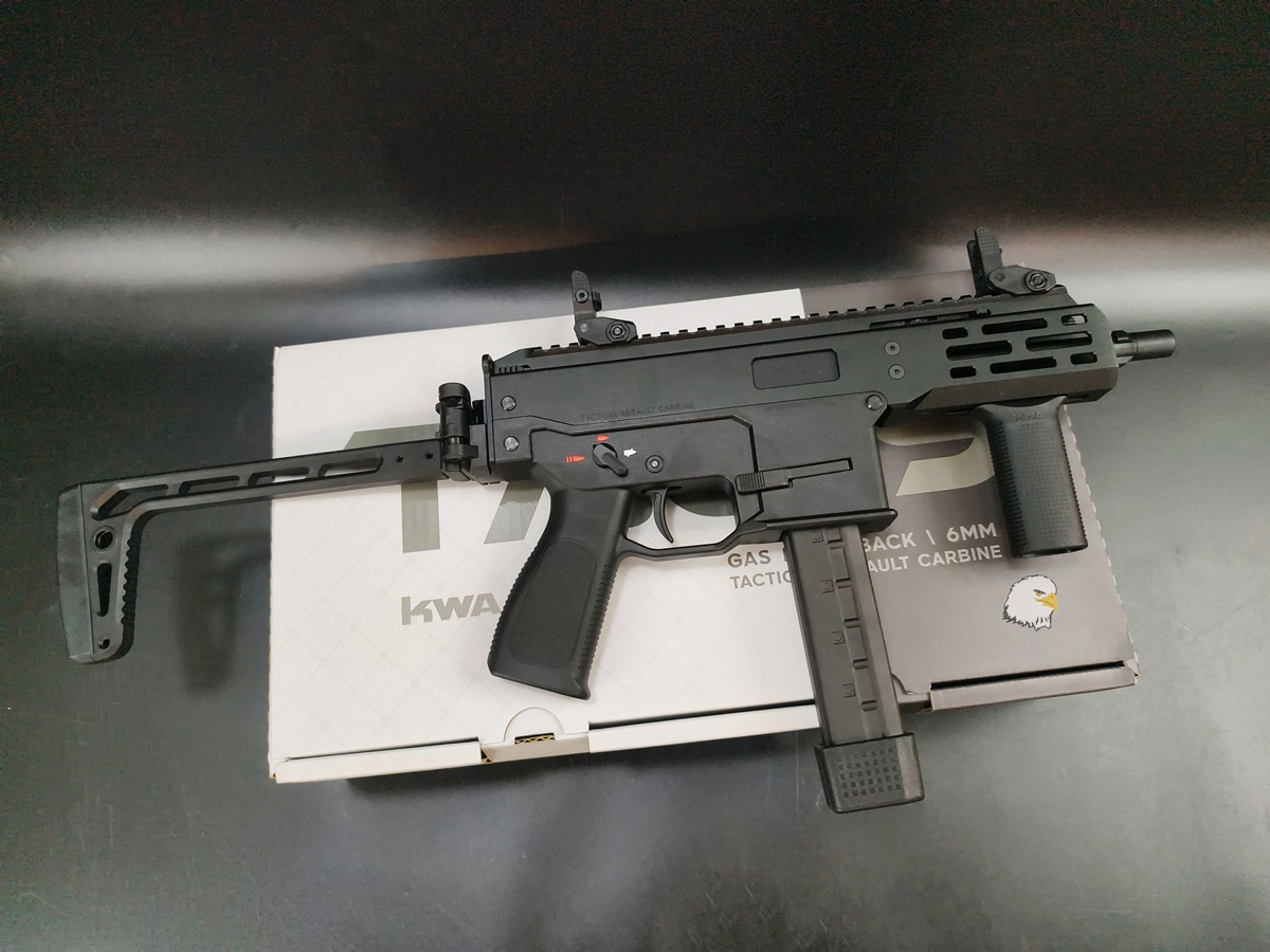 【翔準AOG】KWA TAC-9 GBB SMG 瓦斯衝鋒槍 D-06-05-011L 瓦斯槍 SMG氣動槍Airsoft PDW M-LOK 1913槍托 【翔準AOG】KWA TAC-9 GBB SMG 瓦斯衝鋒槍 D-06-05-011L 瓦斯槍 SMG氣動槍Airsoft PDW M-LOK 1913槍托
