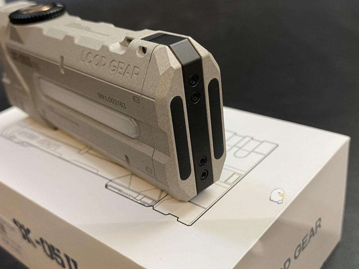 【翔準AOG】LOOP GEAR SK-05II PRO多功能 EDC 戶外手電筒B0302L006遠射+泛光雙光源5000流明 鋁合金戶外電筒 【翔準AOG】LOOP GEAR SK-05II PRO多功能 EDC 戶外手電筒B0302L006遠射+泛光雙光源5000流明 鋁合金戶外電筒