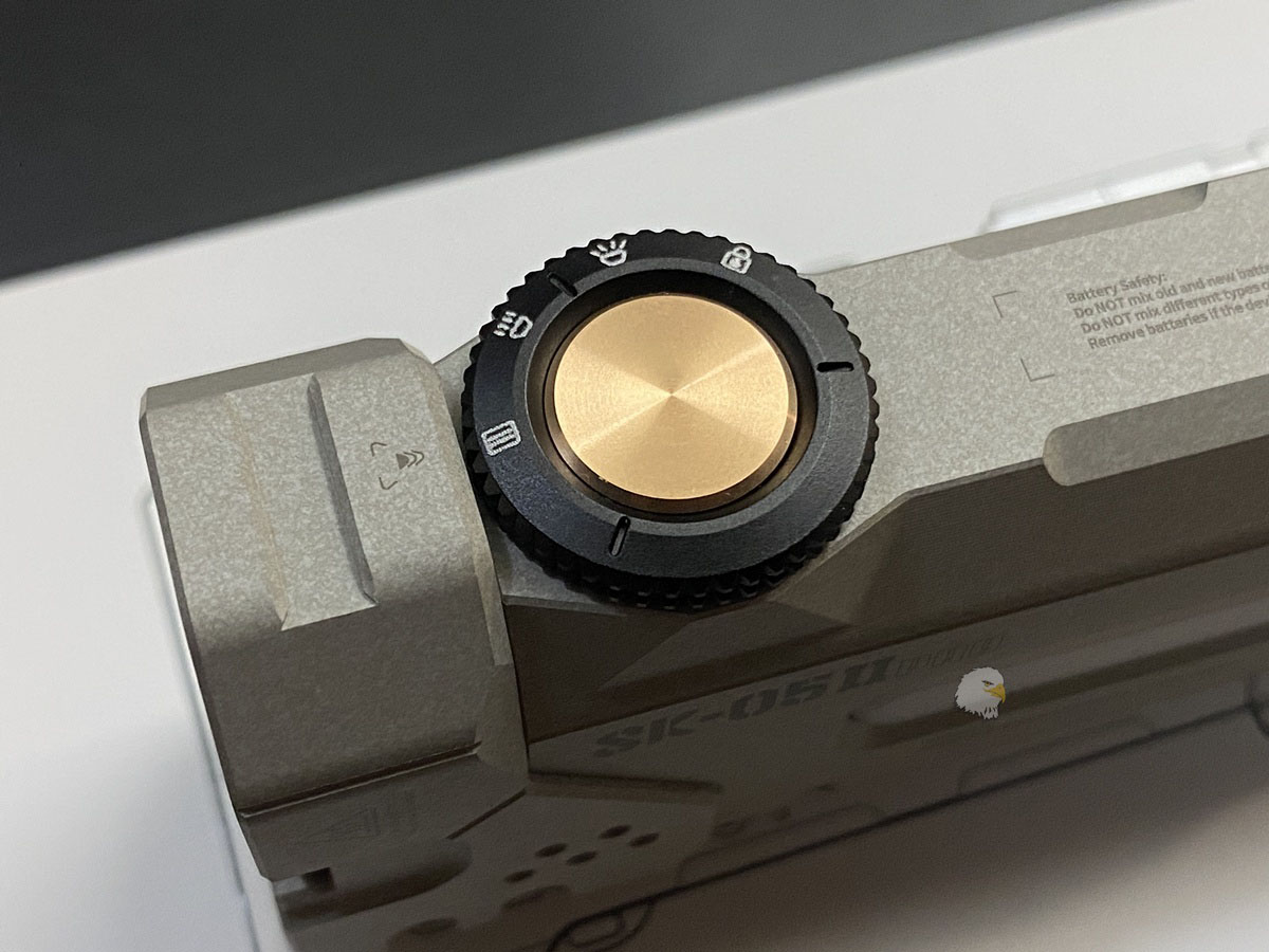 【翔準AOG】LOOP GEAR SK-05II PRO多功能 EDC 戶外手電筒B0302L006遠射+泛光雙光源5000流明 鋁合金戶外電筒 【翔準AOG】LOOP GEAR SK-05II PRO多功能 EDC 戶外手電筒B0302L006遠射+泛光雙光源5000流明 鋁合金戶外電筒