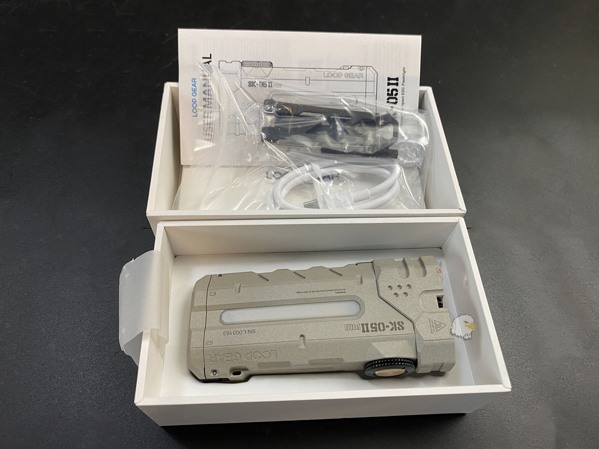 【翔準AOG】LOOP GEAR SK-05II PRO多功能 EDC 戶外手電筒B0302L006遠射+泛光雙光源5000流明 鋁合金戶外電筒 【翔準AOG】LOOP GEAR SK-05II PRO多功能 EDC 戶外手電筒B0302L006遠射+泛光雙光源5000流明 鋁合金戶外電筒