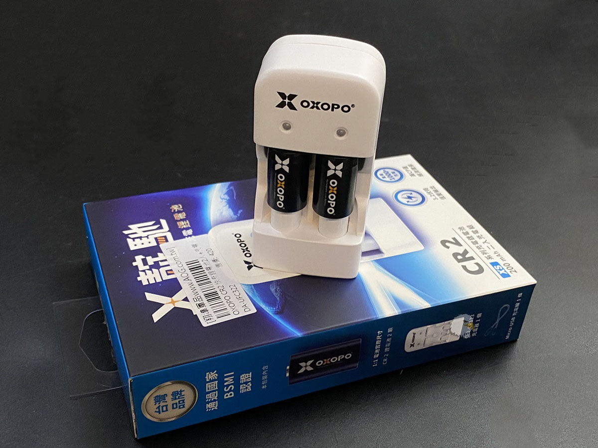 【翔準AOG】OXOPO XS系列 CR2 3.2V 快充鋰電池 2入+雙槽充電器 耐用 【翔準AOG】OXOPO XS系列 CR2 3.2V 快充鋰電池 2入+雙槽充電器 耐用