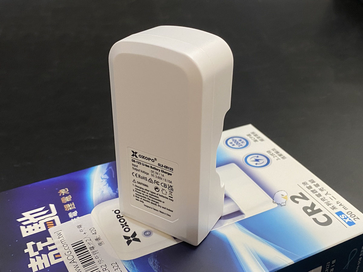 【翔準AOG】OXOPO XS系列 CR2 3.2V 快充鋰電池 2入+雙槽充電器 耐用 【翔準AOG】OXOPO XS系列 CR2 3.2V 快充鋰電池 2入+雙槽充電器 耐用