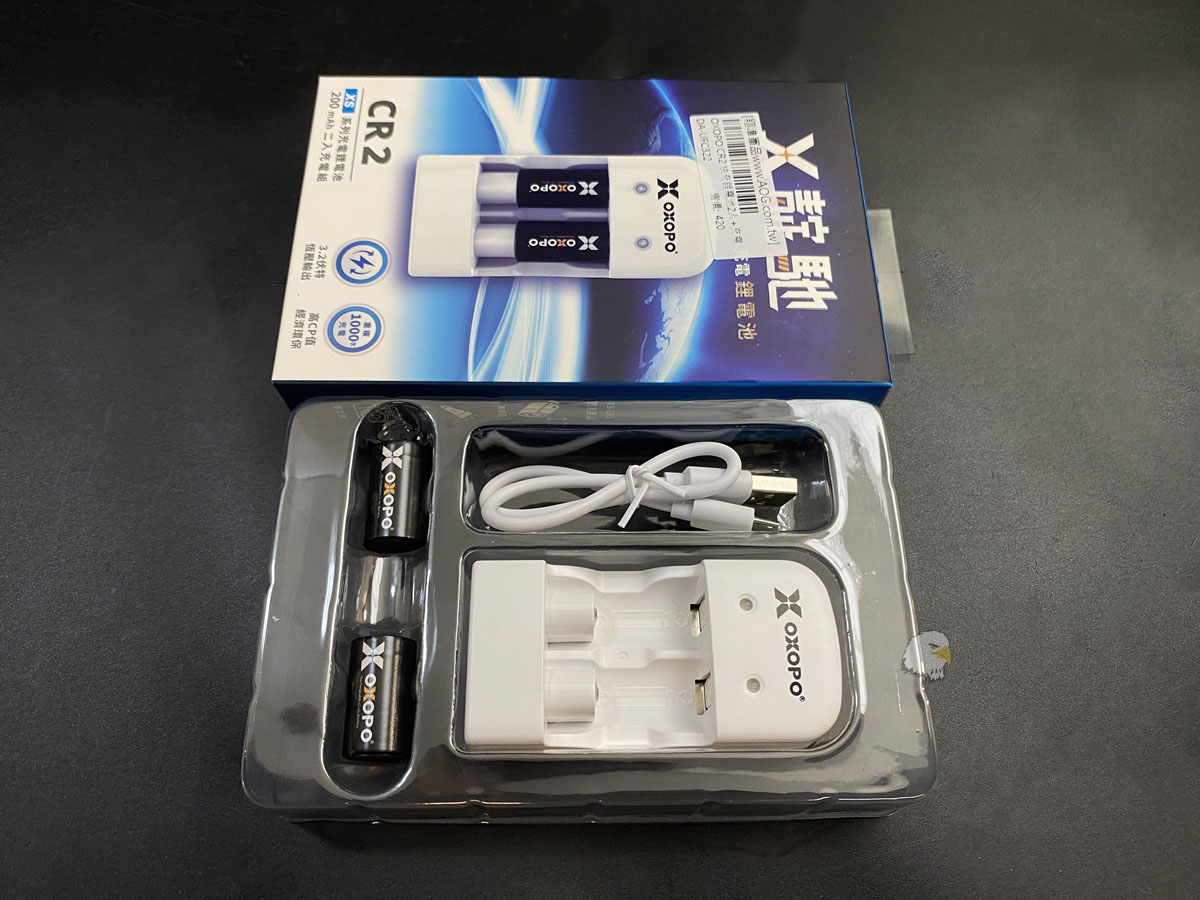 【翔準AOG】OXOPO XS系列 CR2 3.2V 快充鋰電池 2入+雙槽充電器 耐用 【翔準AOG】OXOPO XS系列 CR2 3.2V 快充鋰電池 2入+雙槽充電器 耐用