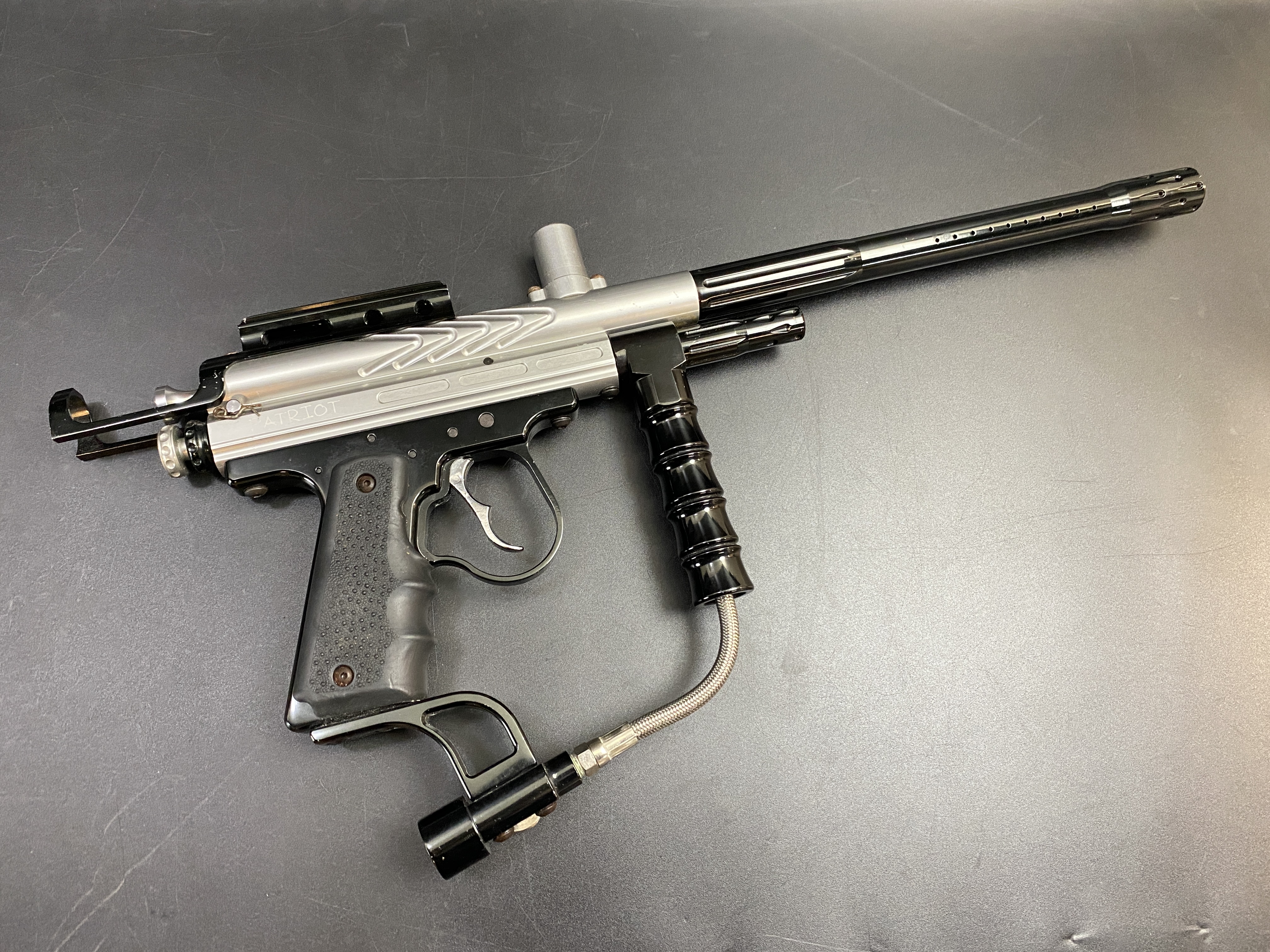 售完為止【翔準AOG】長管漆彈槍 (銀色)長管式氣動發射器 黑色的機械式半自動漆彈槍殺肉品零件拆料 售完為止【翔準AOG】長管漆彈槍 (銀色)長管式氣動發射器 黑色的機械式半自動漆彈槍殺肉品零件拆料