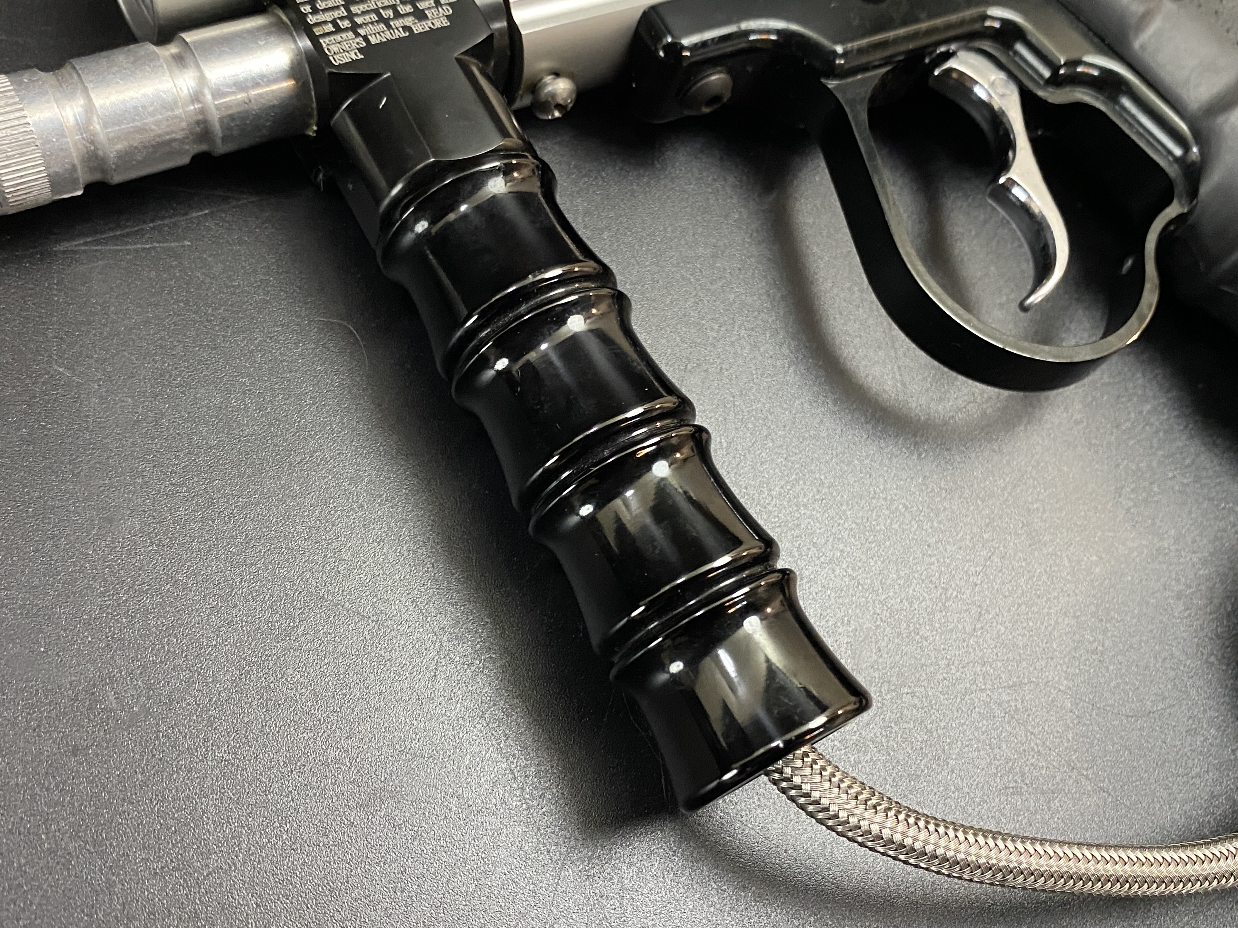 售完為止【翔準AOG】(短)漆彈槍 (銀色隨機)長管式氣動發射器 黑色的機械式半自動漆彈槍殺肉品零件拆料 售完為止【翔準AOG】(短)漆彈槍 (銀色隨機)長管式氣動發射器 黑色的機械式半自動漆彈槍殺肉品零件拆料