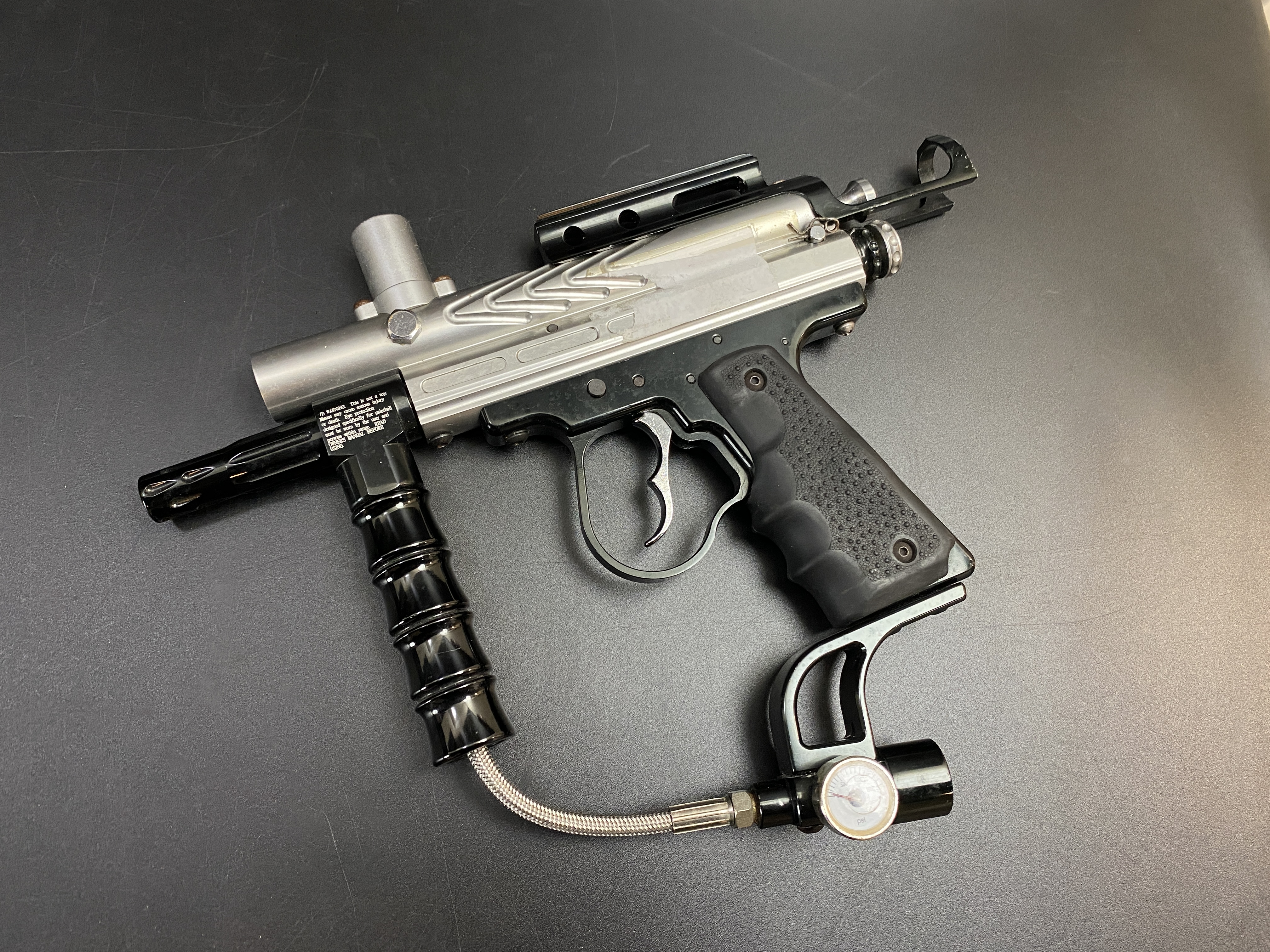 售完為止【翔準AOG】(短)漆彈槍 (銀色隨機)長管式氣動發射器 黑色的機械式半自動漆彈槍殺肉品零件拆料 售完為止【翔準AOG】(短)漆彈槍 (銀色隨機)長管式氣動發射器 黑色的機械式半自動漆彈槍殺肉品零件拆料